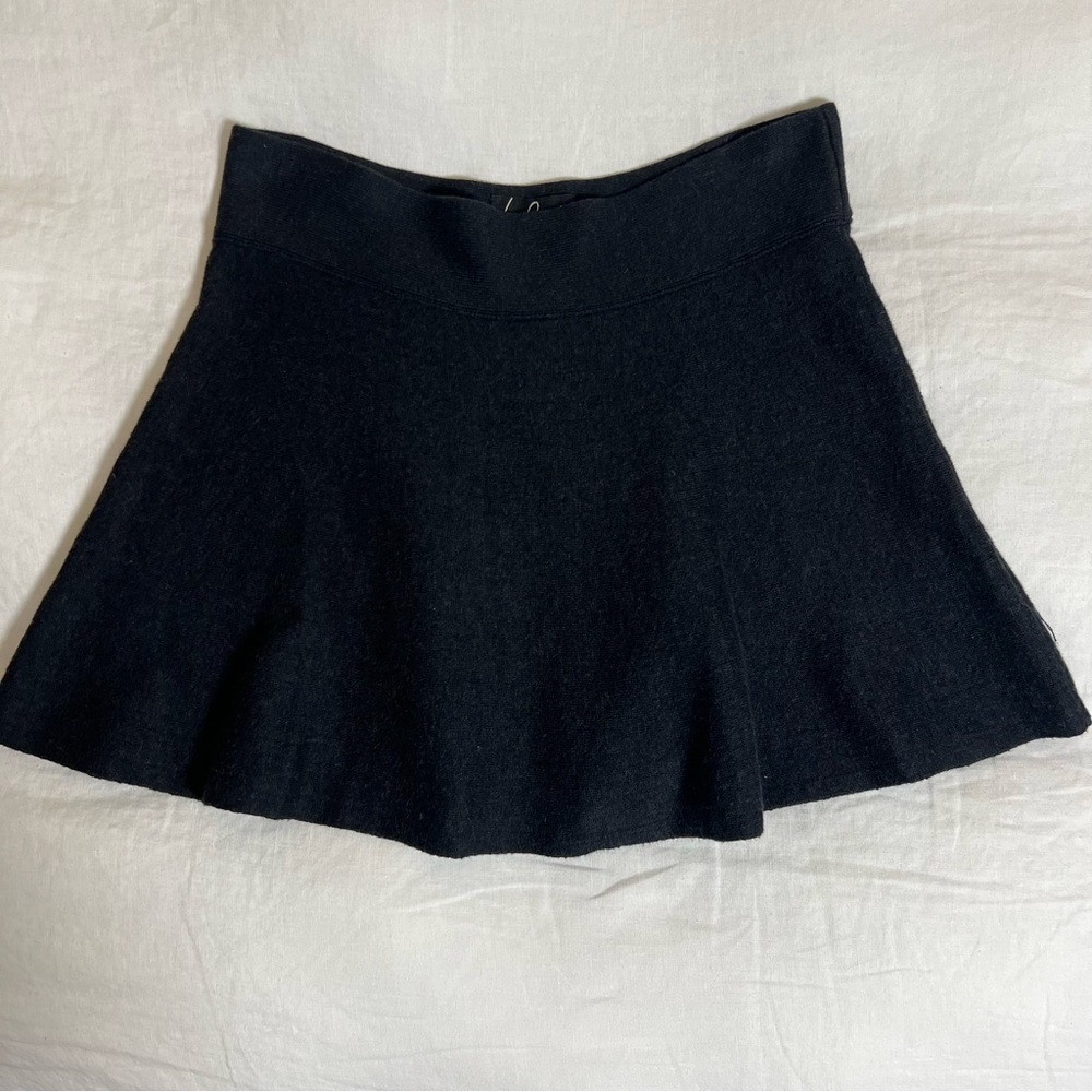 Aritzia Talula knit mini skirt in dark grey